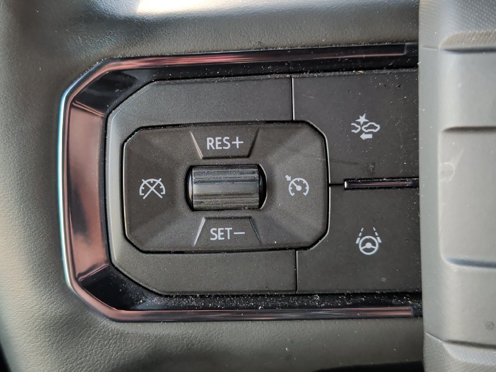 Used 2026 GMC Hummer EV SUV AWD/4WD image 12