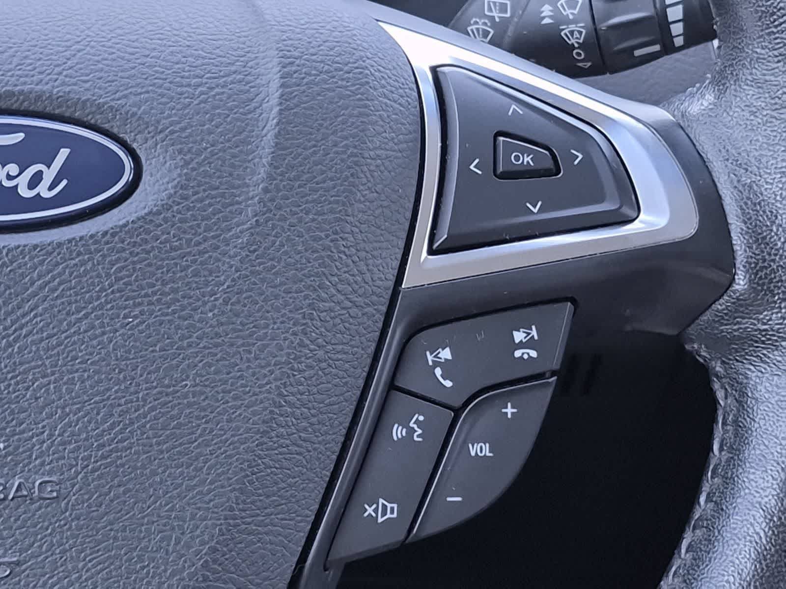 Used 2019 Ford Edge SEL w/ Equipment Group 201A FWD image 24