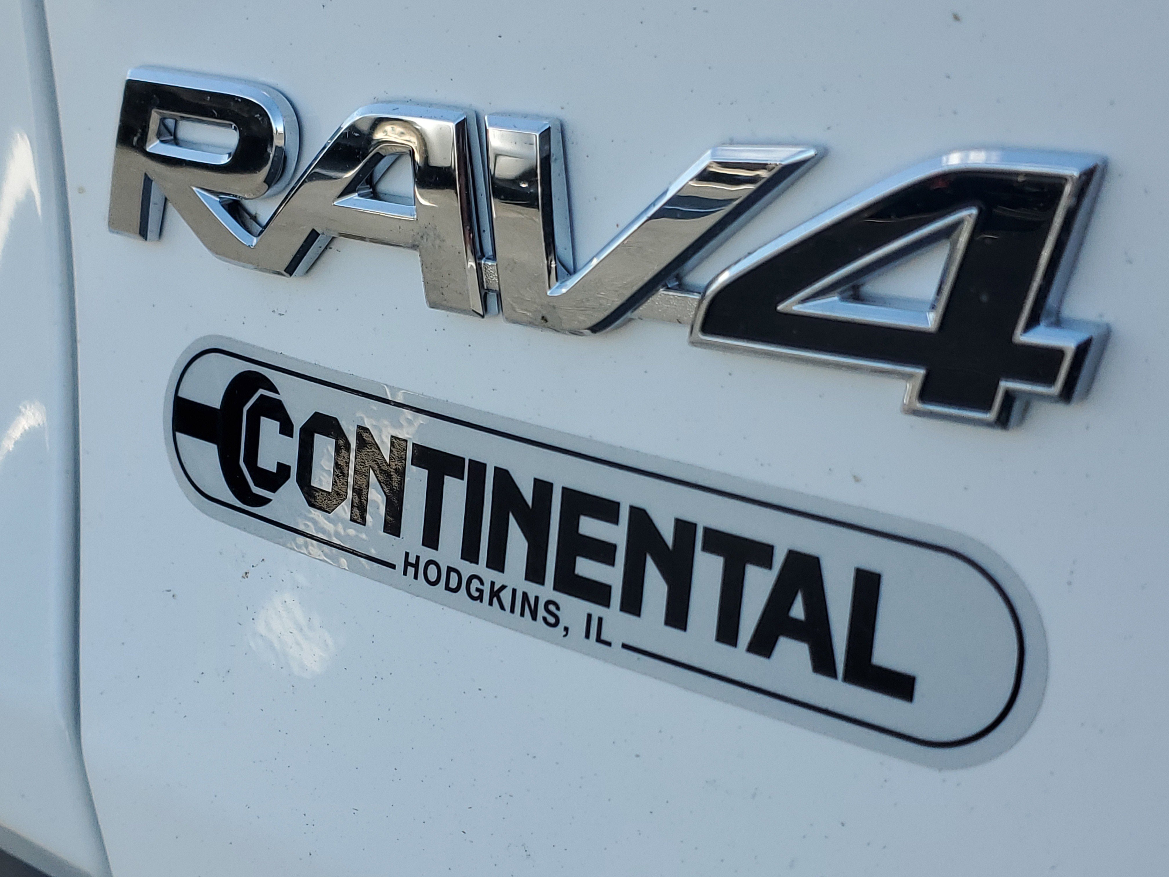 Used 2025 Toyota RAV4 XLE image 7