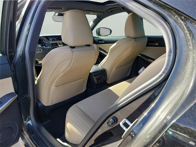 Used 2020 Lexus IS 350 F Sport w/ F Sport Package image 9