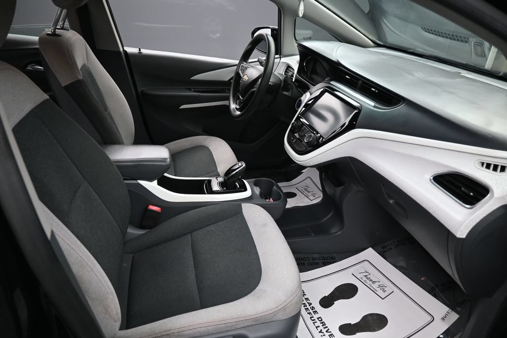 Used 2018 Chevrolet Bolt LT FWD image 31