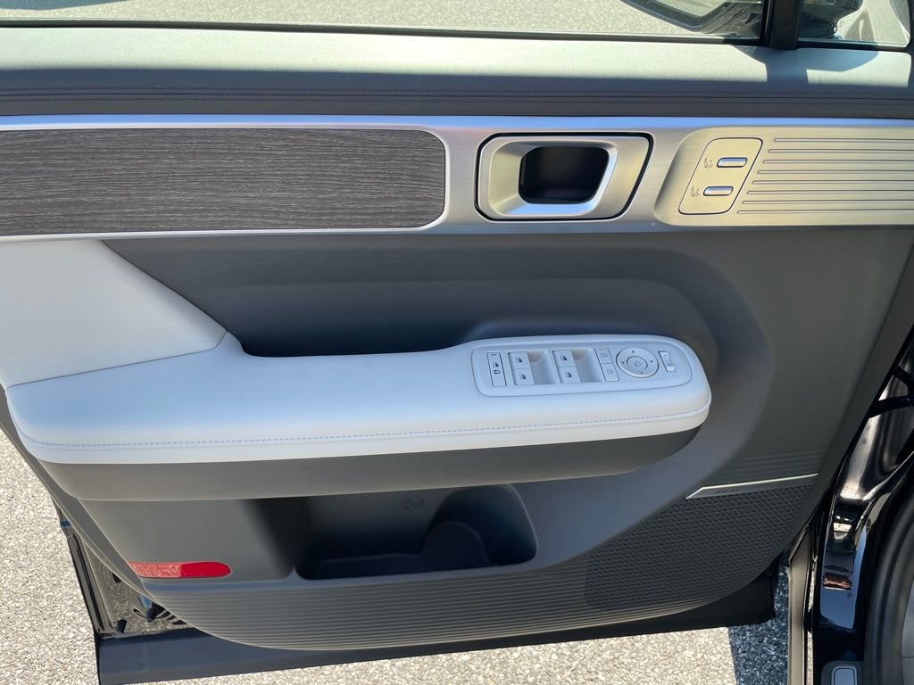 New 2026 Hyundai Santa Fe Calligraphy FWD image 8