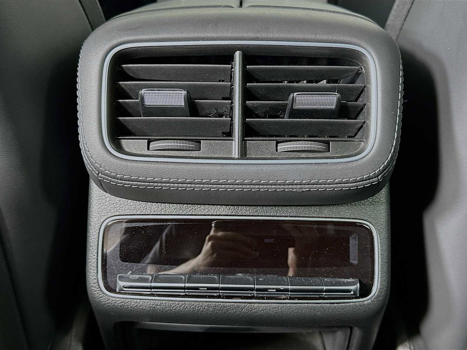 Used 2024 Mercedes-Benz GLE 53 AMG 4MATIC image 25