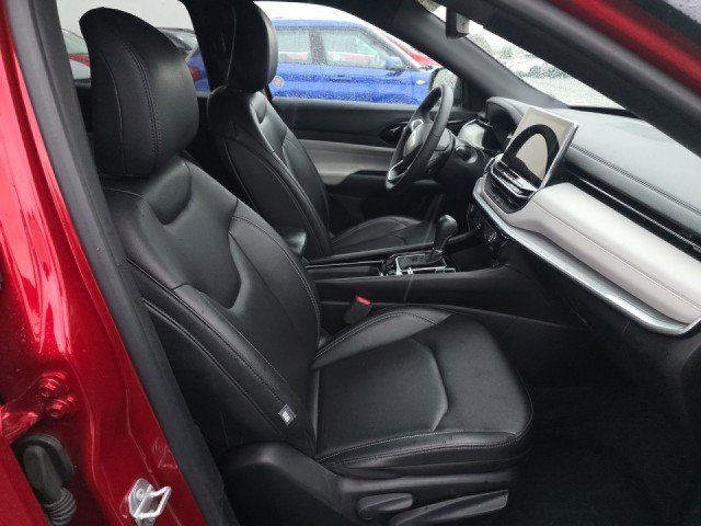 Used 2025 Jeep Compass Limited image 7