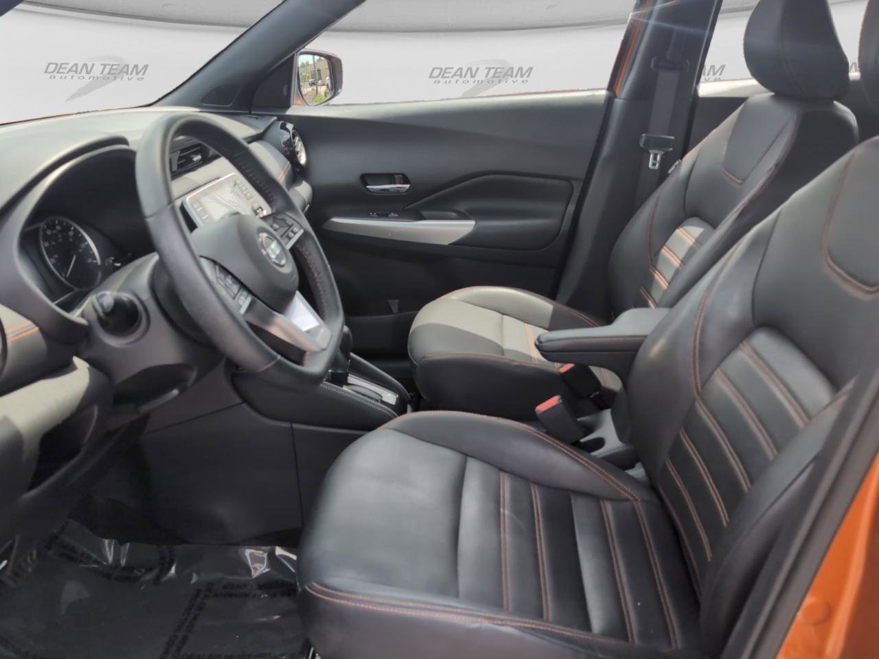 Used 2020 Nissan Kicks SR w/ SR Premium Package FWD image 12