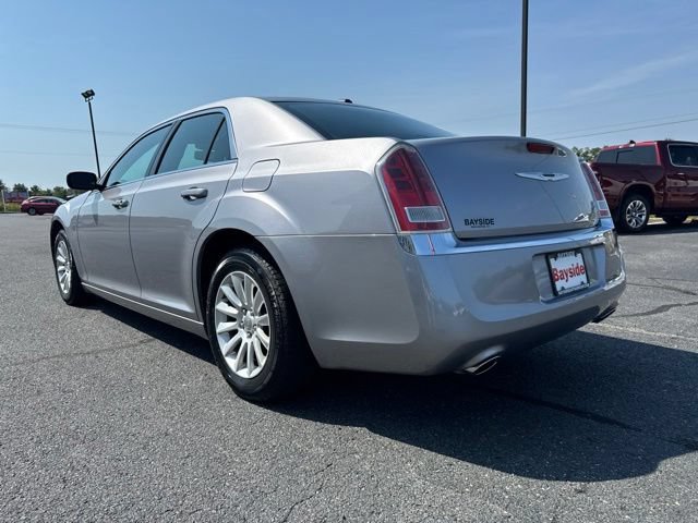 Used 2014 Chrysler 300 RWD image 30