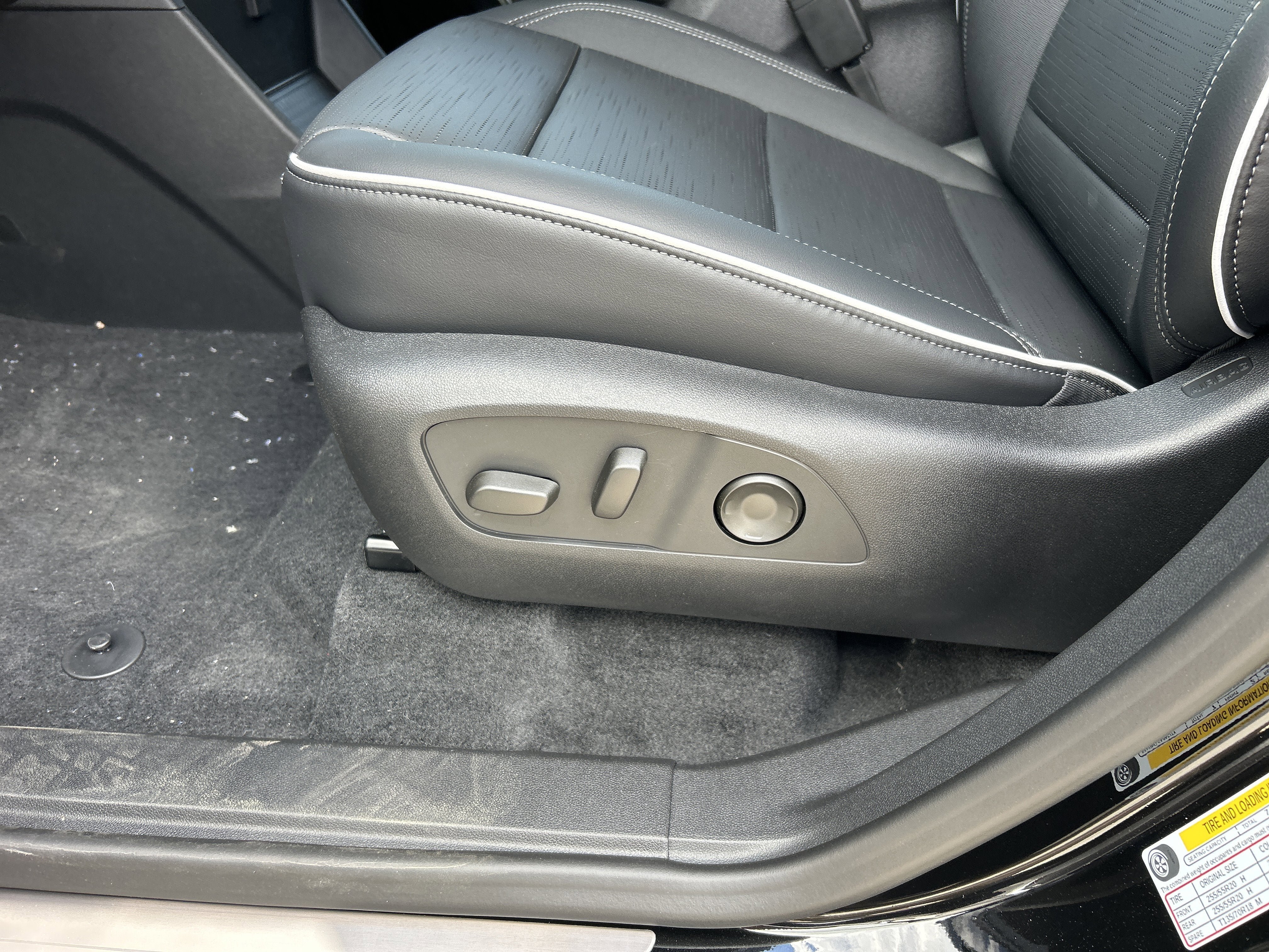 New 2026 Buick Enclave Sport Touring w/ Power Package AWD/4WD image 22