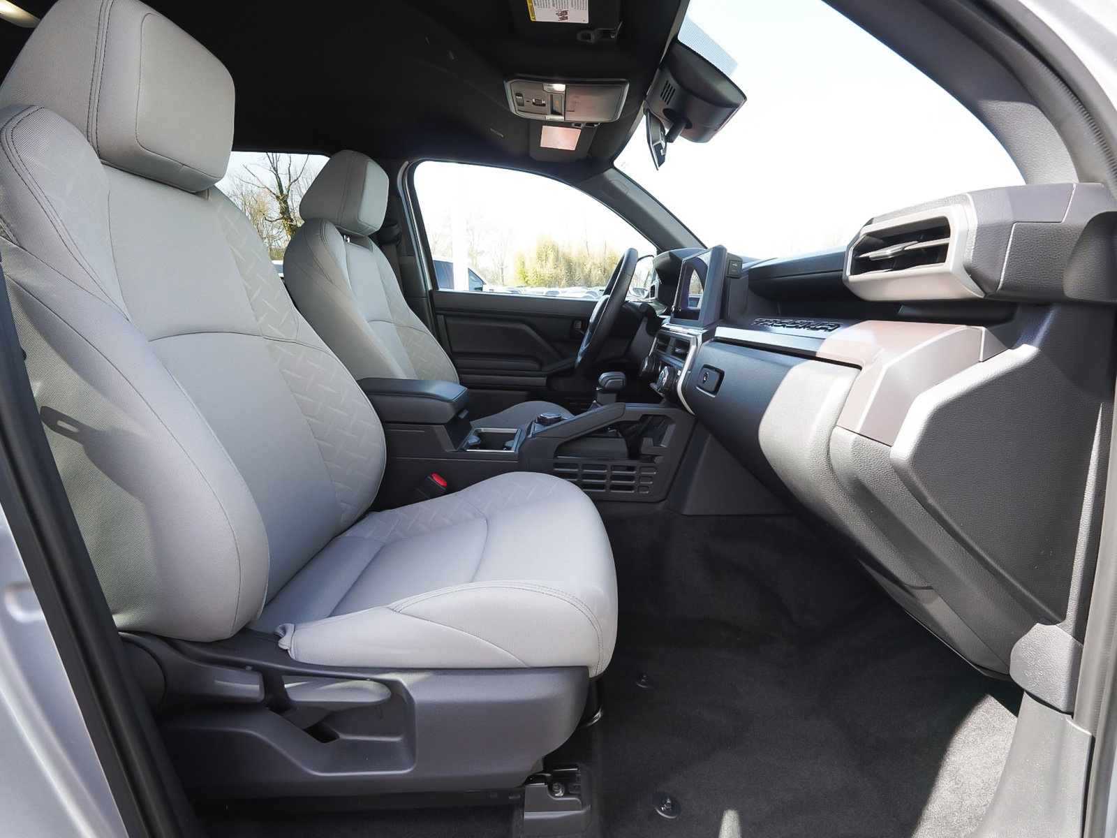 Used 2024 Toyota Tacoma SR5 image 43