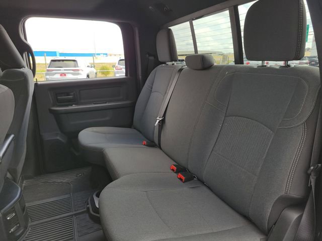 Used 2024 RAM 2500 Tradesman w/ Chrome Appearance Group image 17