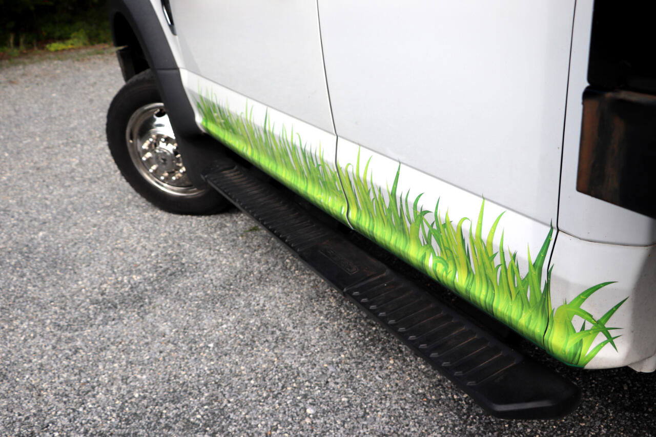 Used 2018 Ford F550 4x4 SuperCab Super Duty image 16