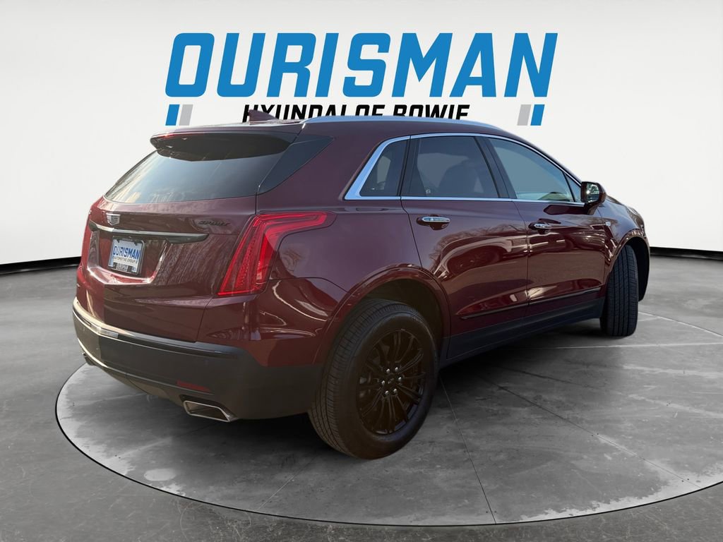 Used 2017 Cadillac XT5 Luxury w/ Driver Awareness Package image 6