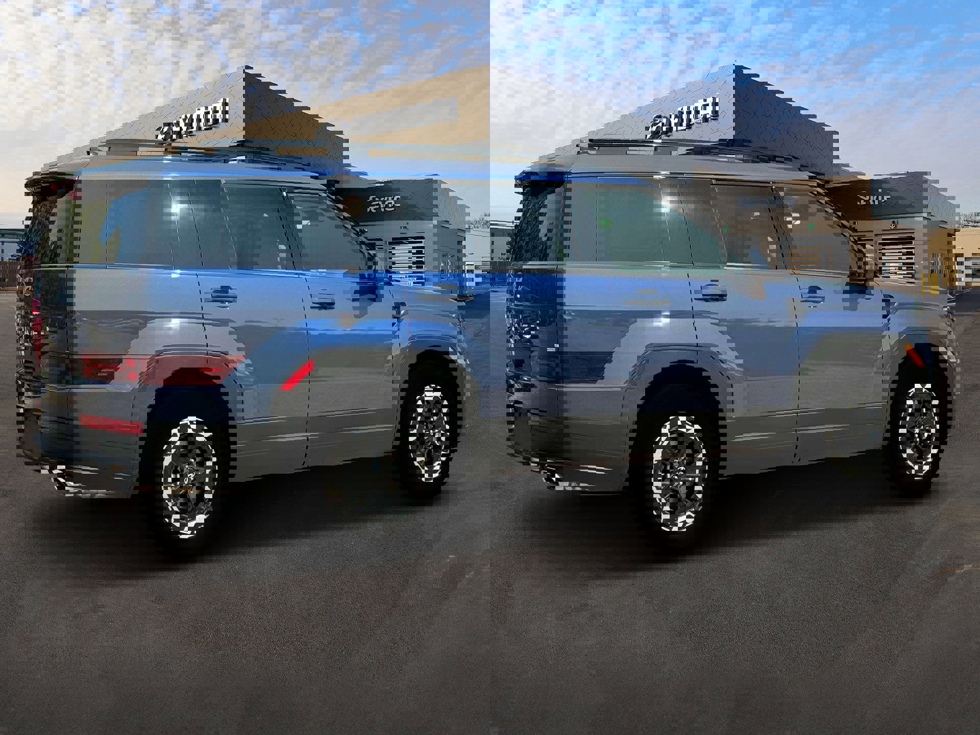 Used 2025 Hyundai Santa Fe SEL image 8