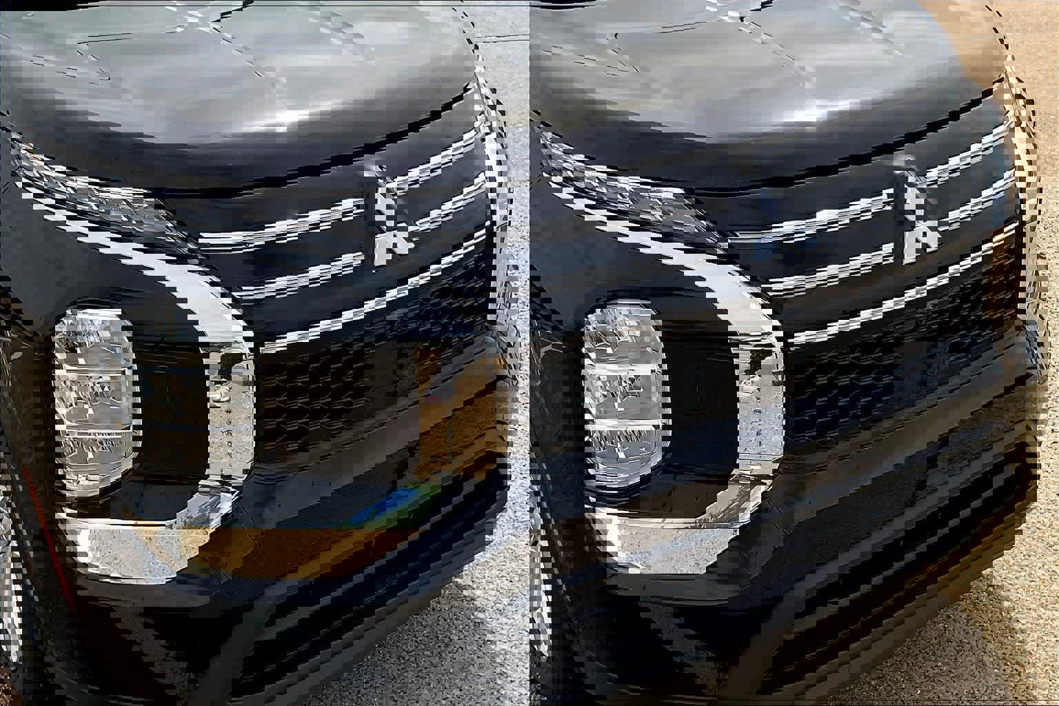 Used 2025 Mitsubishi Outlander ES image 32