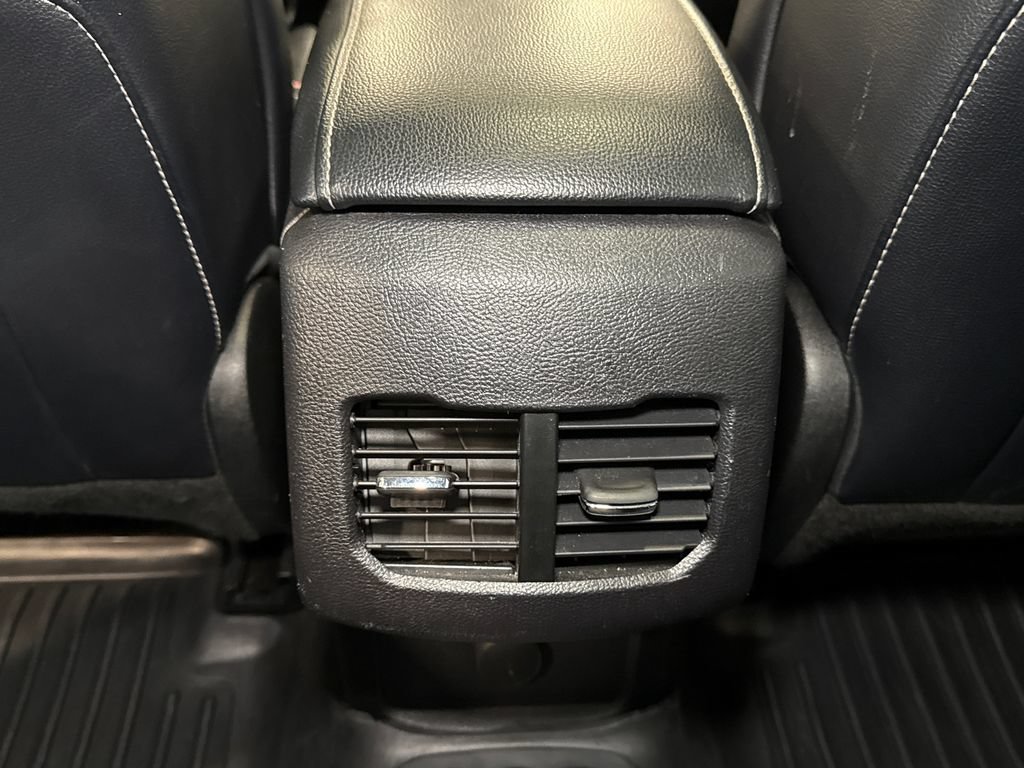 Used 2018 Ford Fusion Titanium AWD/4WD image 10