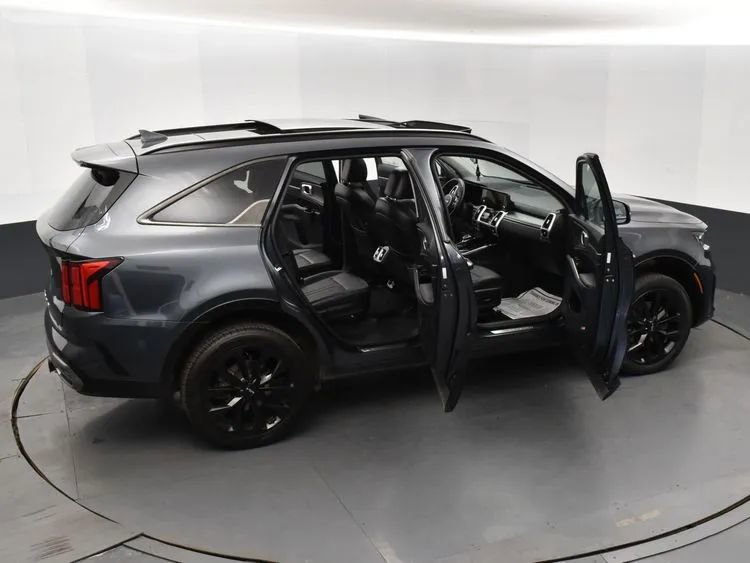 Used 2022 Kia Sorento SX AWD/4WD image 6