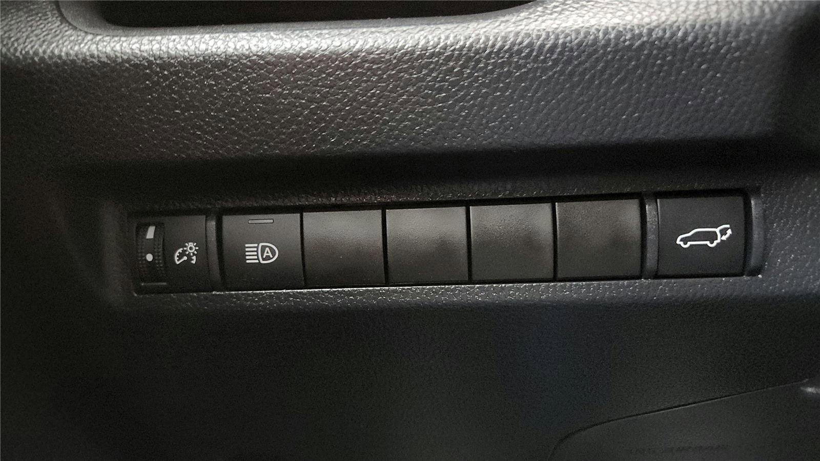 Certified 2023 Toyota RAV4 XLE w/ Convenience Package image 32