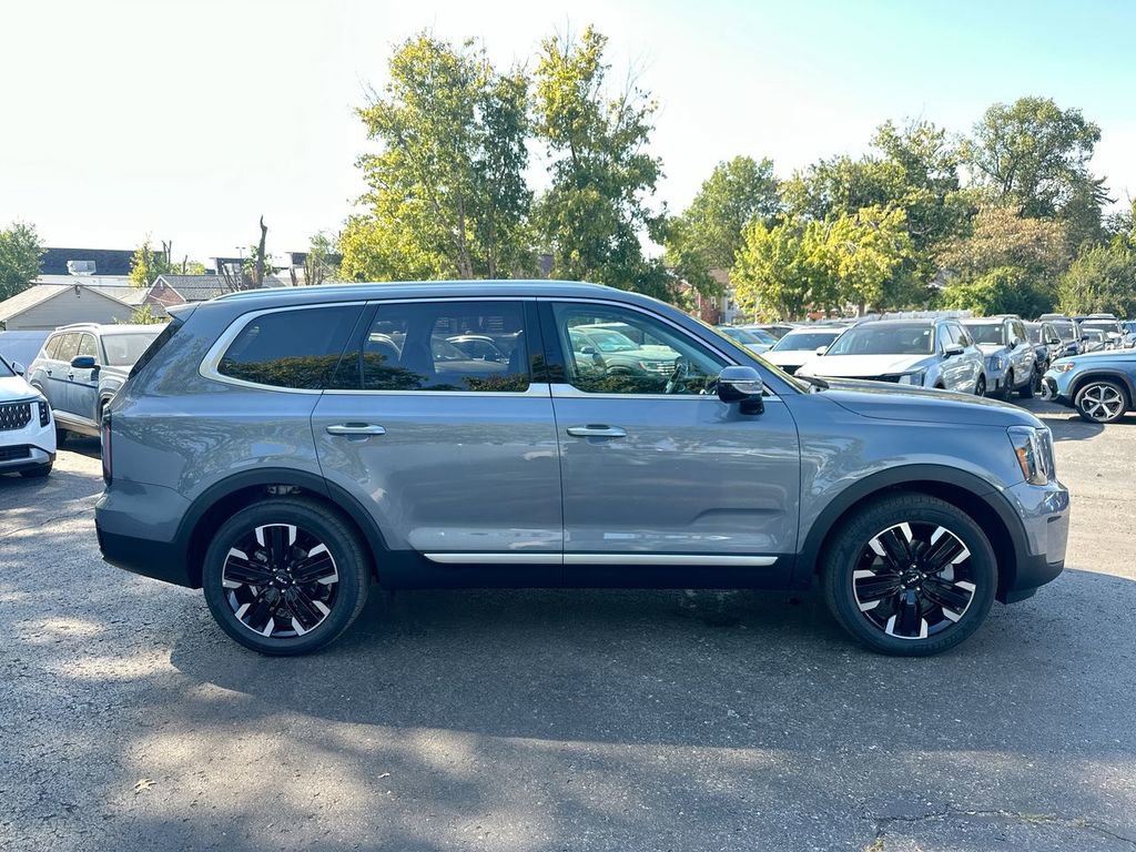 Used 2025 Kia Telluride SX Prestige image 33