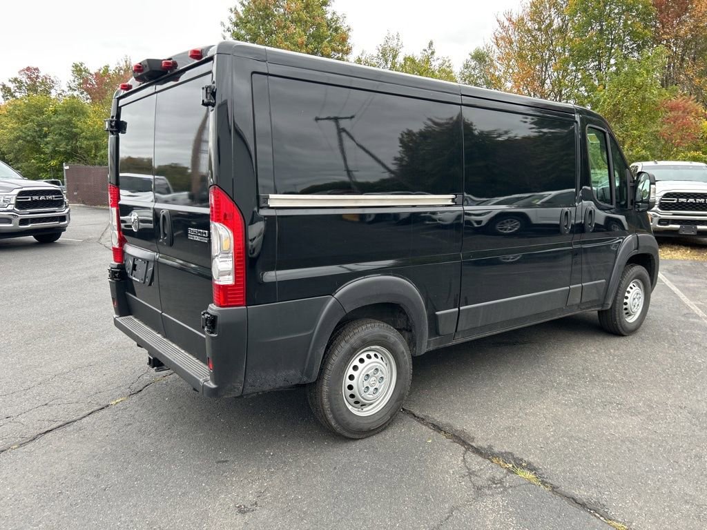 New 2026 RAM ProMaster 2500 w/ Convenience Group FWD image 4