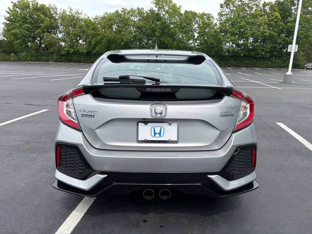 Used 2018 Honda Civic Sport Touring image 4