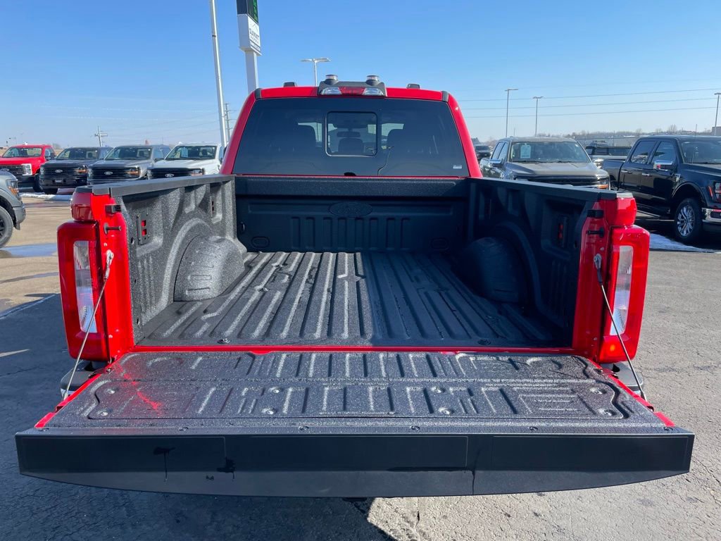 New 2026 Ford F250 XLT w/ FX4 Off-Road Package image 31
