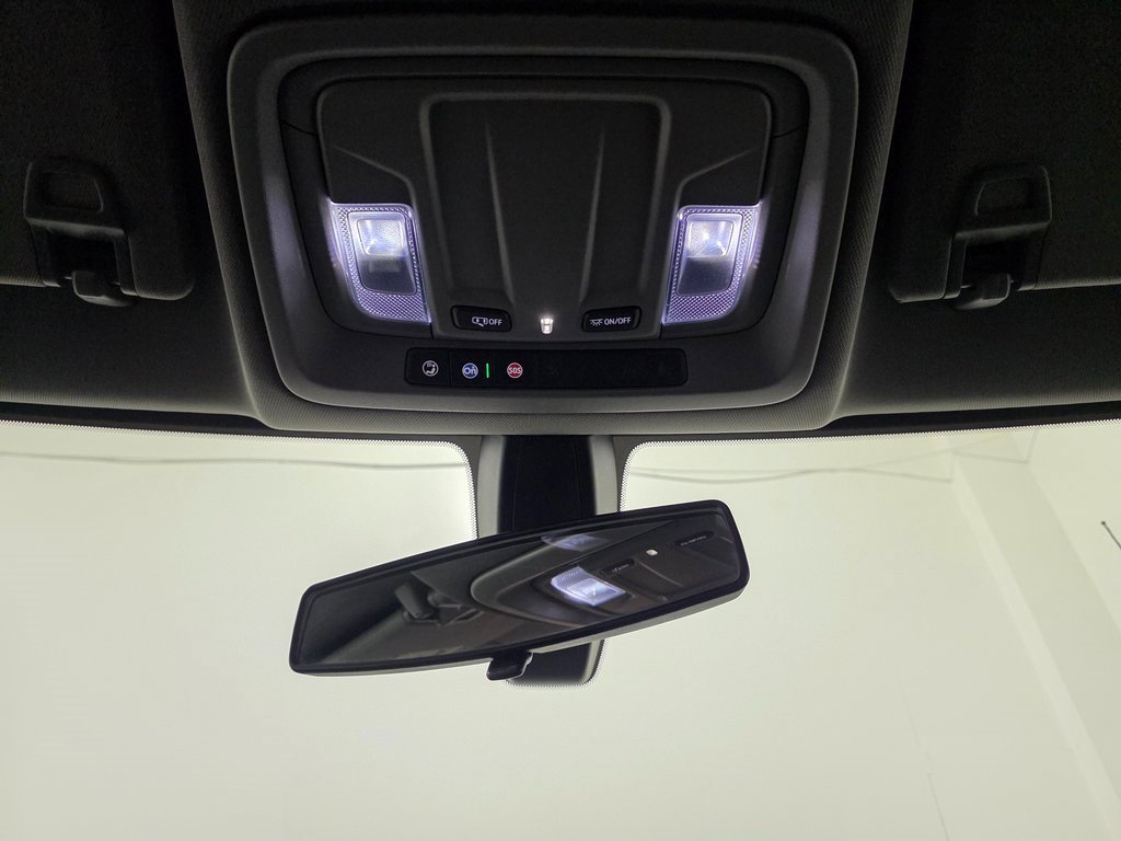 Used 2021 Chevrolet Silverado 1500 Custom image 30