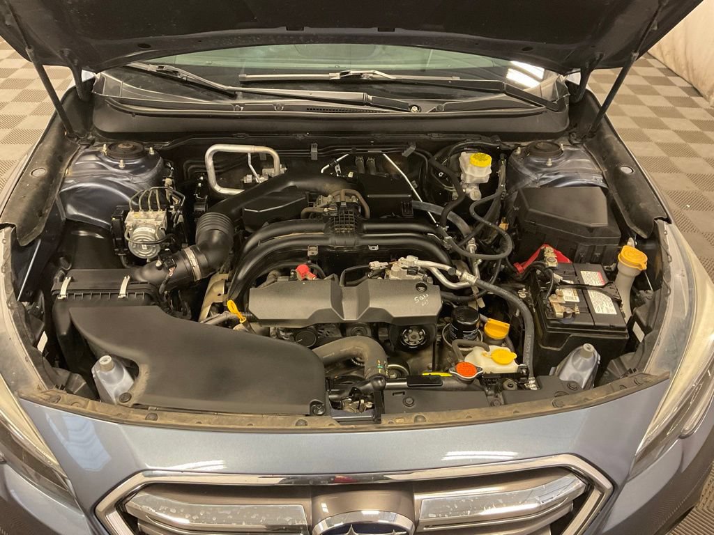 Used 2018 Subaru Outback 2.5i Limited AWD/4WD image 16