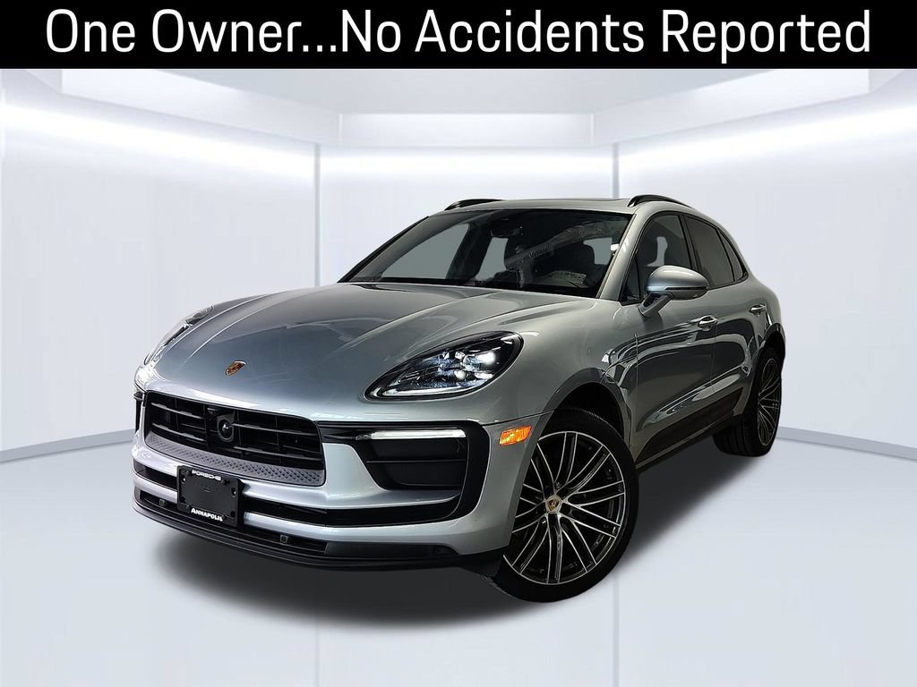 Certified 2026 Porsche Macan AWD/4WD image 1