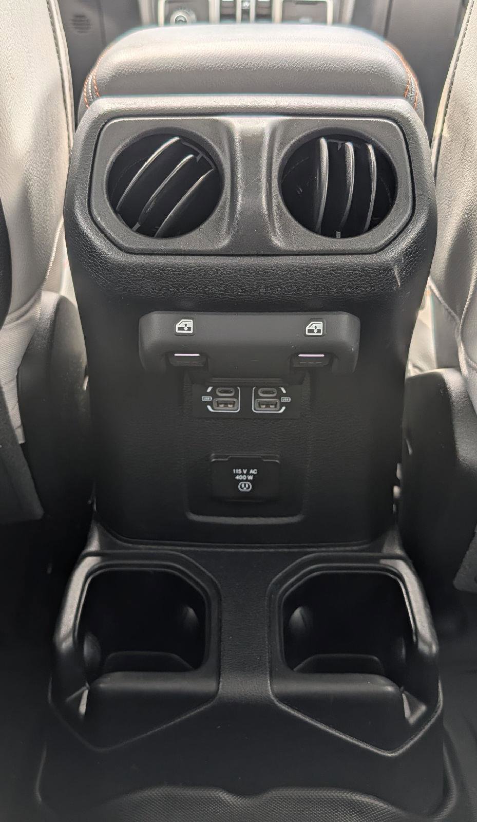 Used 2023 Jeep Gladiator Mojave w/ Cold Weather Group image 21