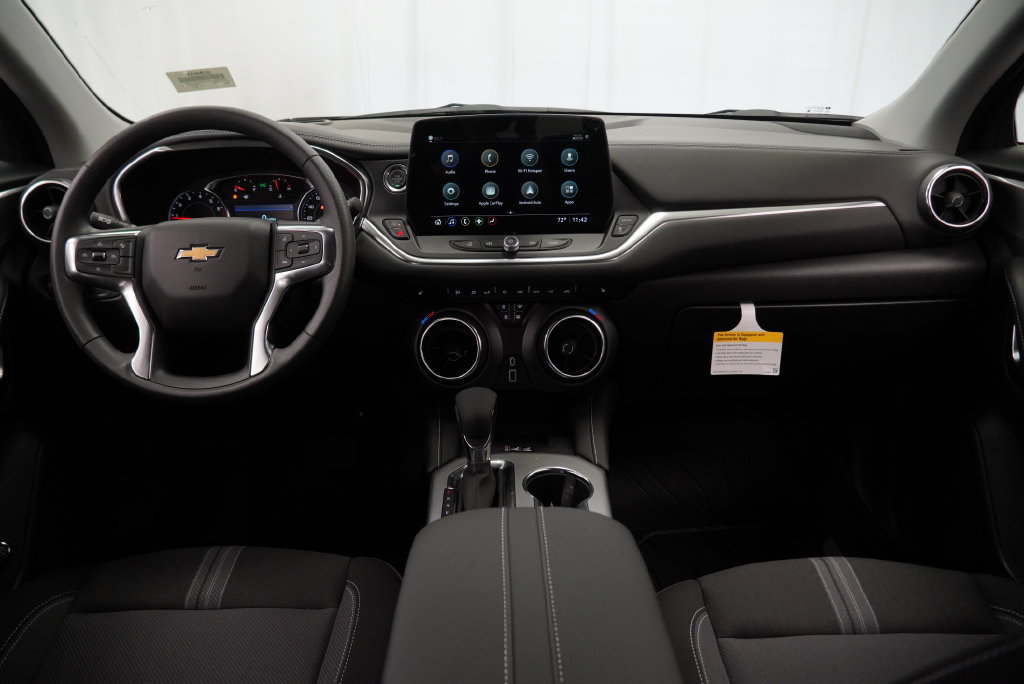 New 2026 Chevrolet Blazer LT w/ Convenience Package AWD/4WD image 8