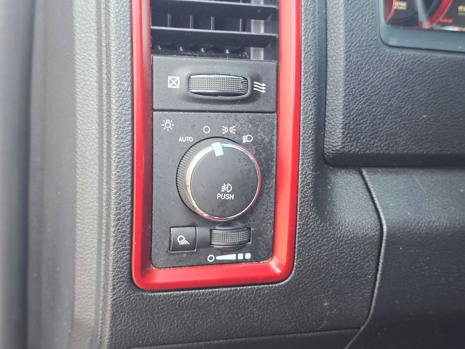Used 2017 RAM 1500 Rebel w/ Luxury Group AWD/4WD image 25