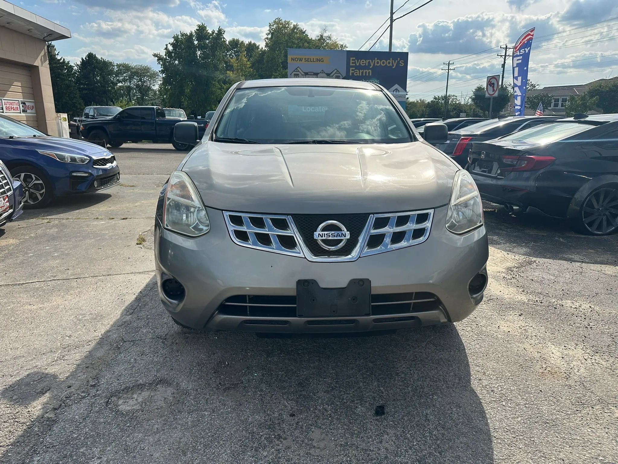Used 2011 Nissan Rogue S FWD image 9