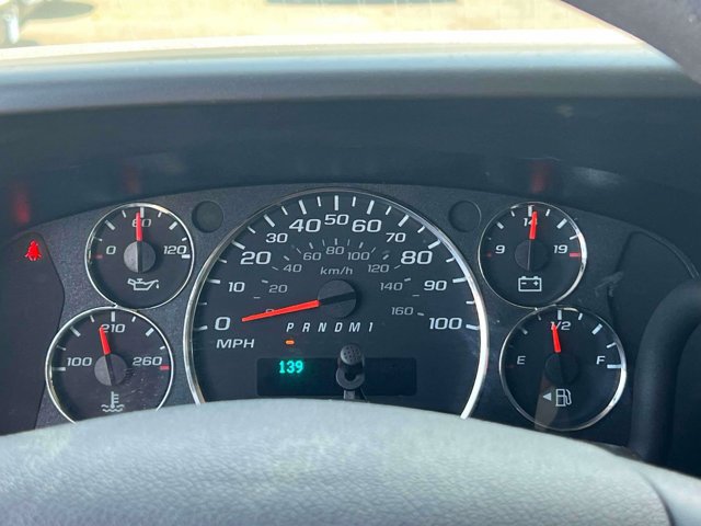 Used 2024 Chevrolet Express 2500 w/ Driver Convenience Package RWD image 28