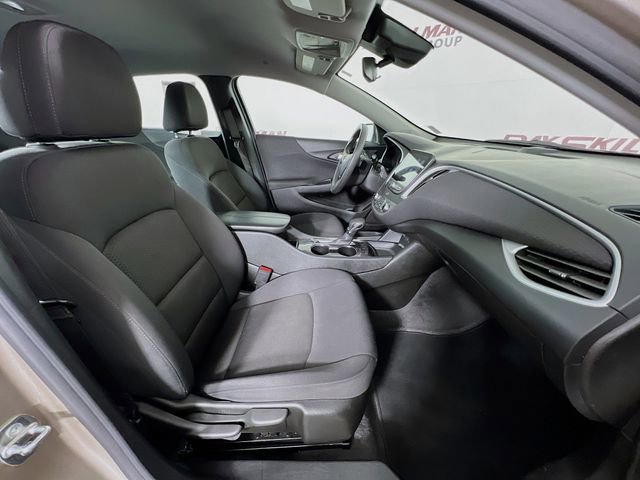 Used 2024 Chevrolet Malibu LT image 38