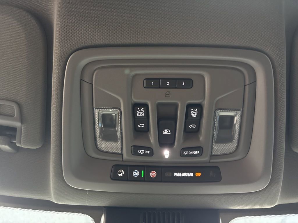 New 2026 Chevrolet Silverado 1500 LTZ w/ Technology Package AWD/4WD image 29