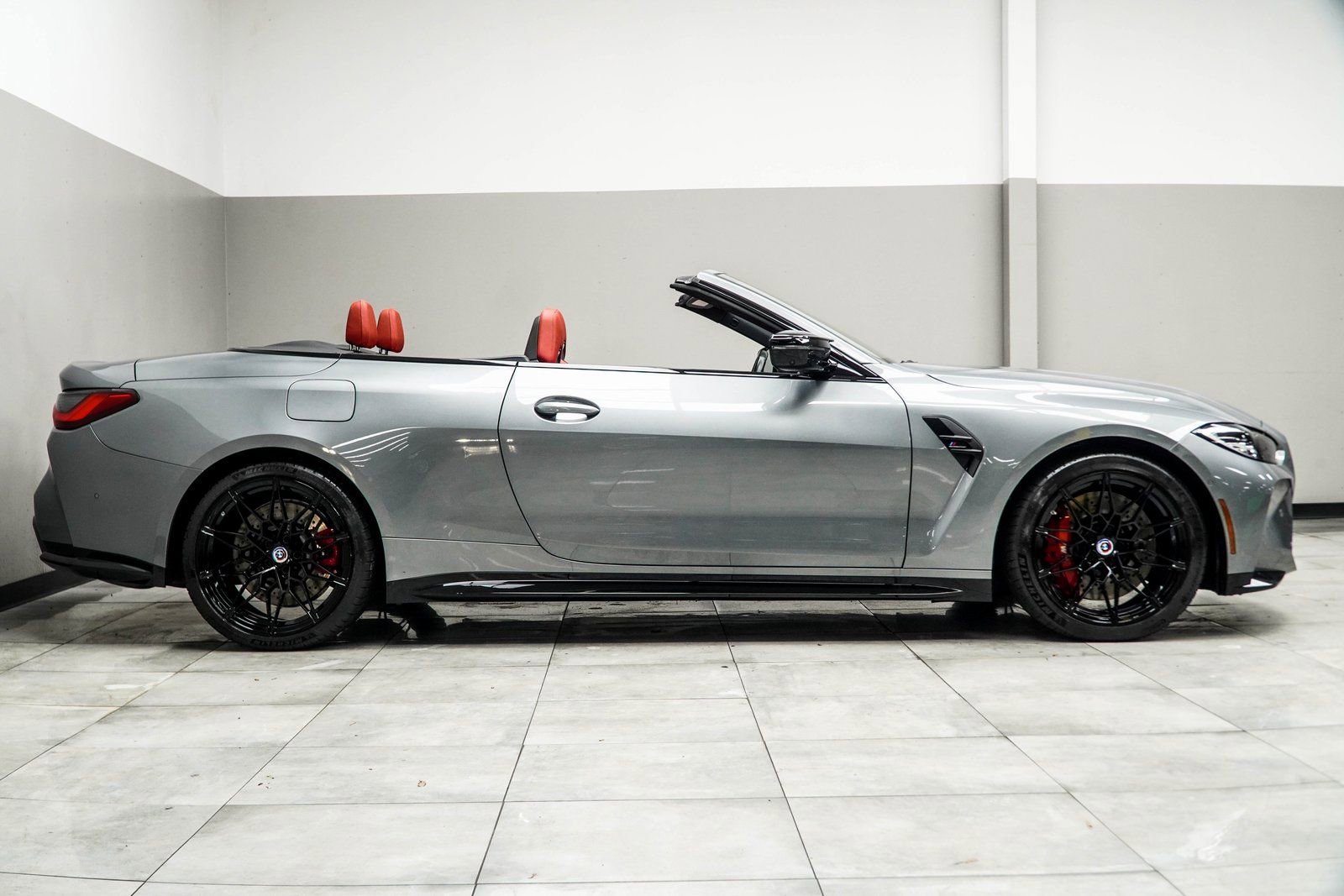 Used 2023 BMW M4 xDrive Competition image 8