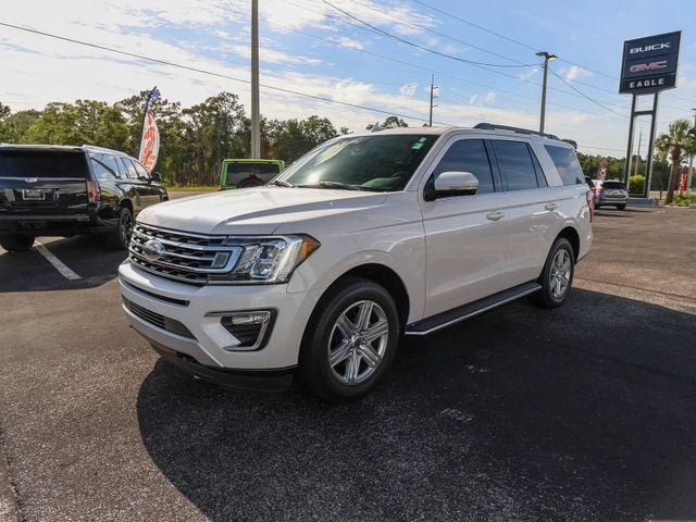 Used 2019 Ford Expedition XLT w/ Equipment Group 202A AWD/4WD image 4