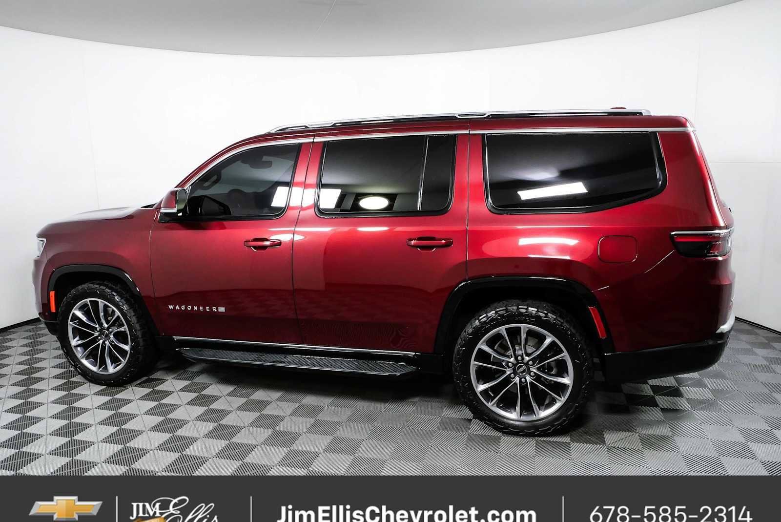 Used 2022 Jeep Wagoneer Series II w/ Premium Group I AWD/4WD image 31