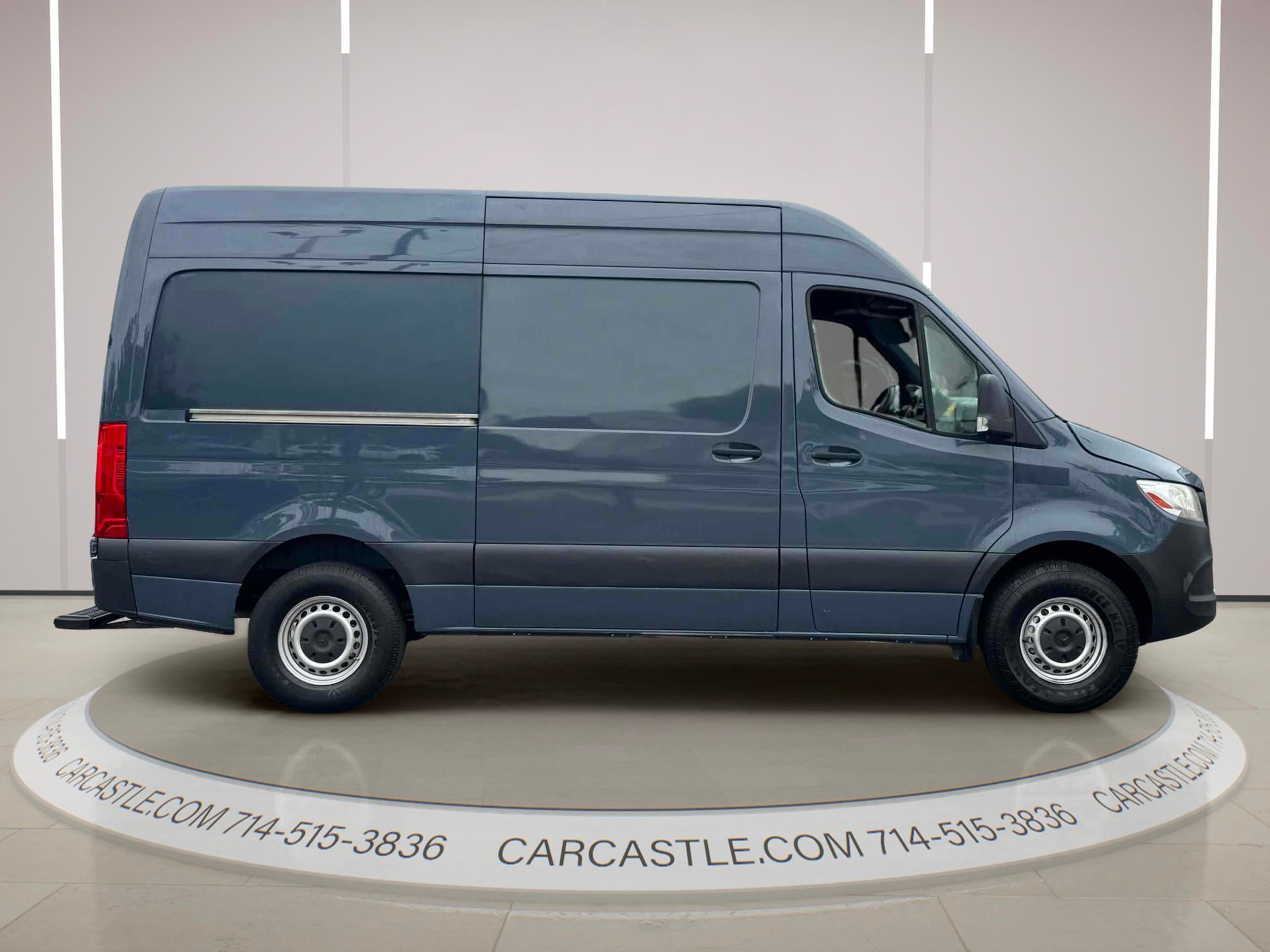Used 2019 Mercedes-Benz Sprinter 144 image 7