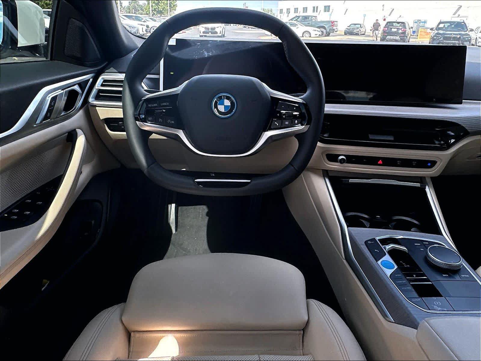 Used 2025 BMW i4 eDrive40 RWD image 11