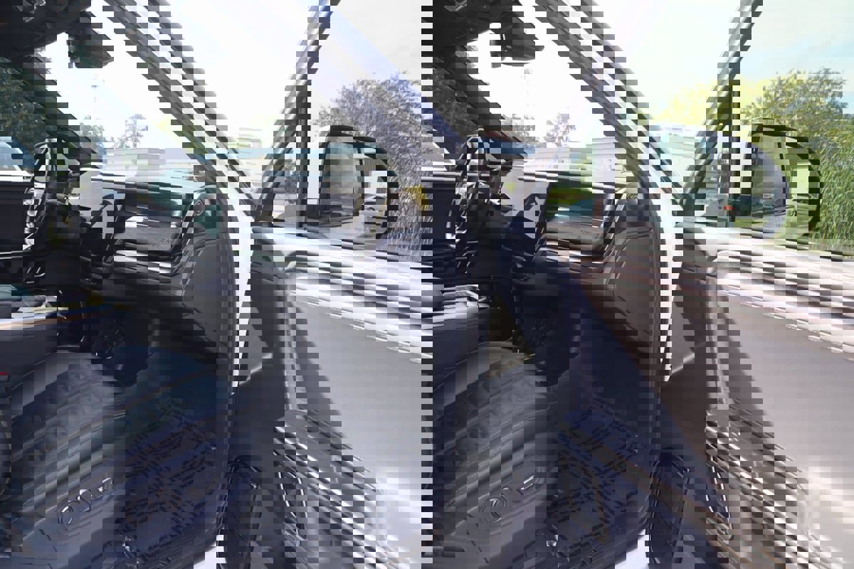 Used 2022 Rivian R1T Adventure image 60