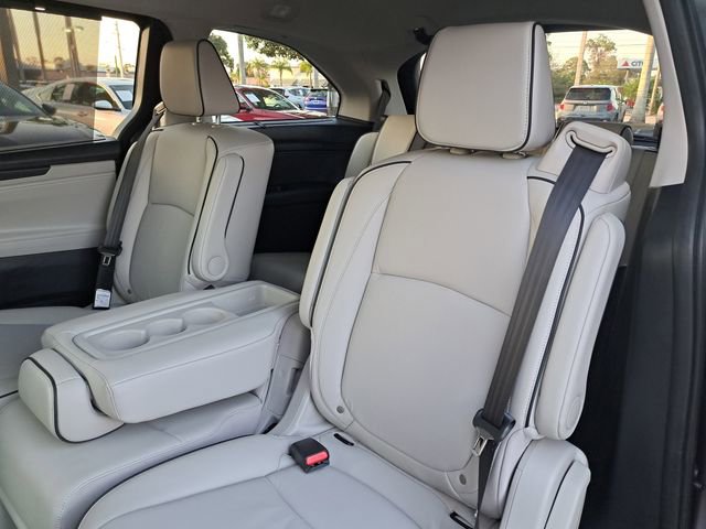 Certified 2025 Honda Odyssey Touring image 12