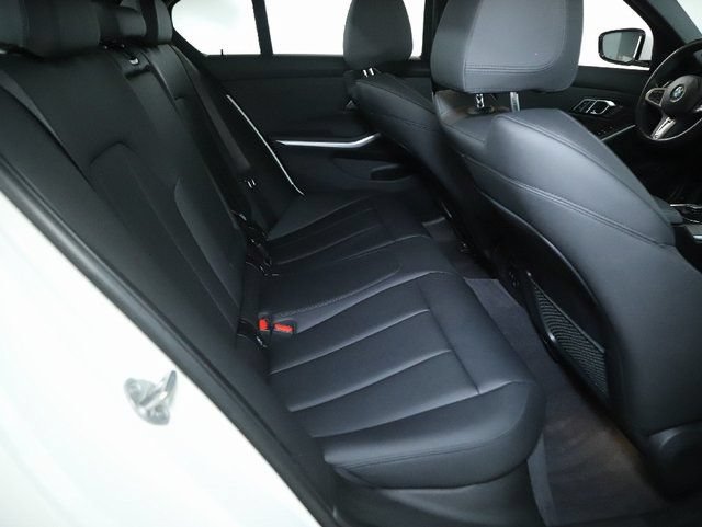 Used 2020 BMW 330i xDrive Sedan w/ Premium Package AWD/4WD image 35
