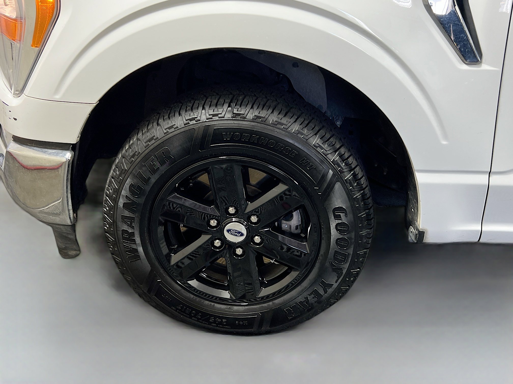 Used 2022 Ford F150 XLT w/ Equipment Group 301A Mid image 13