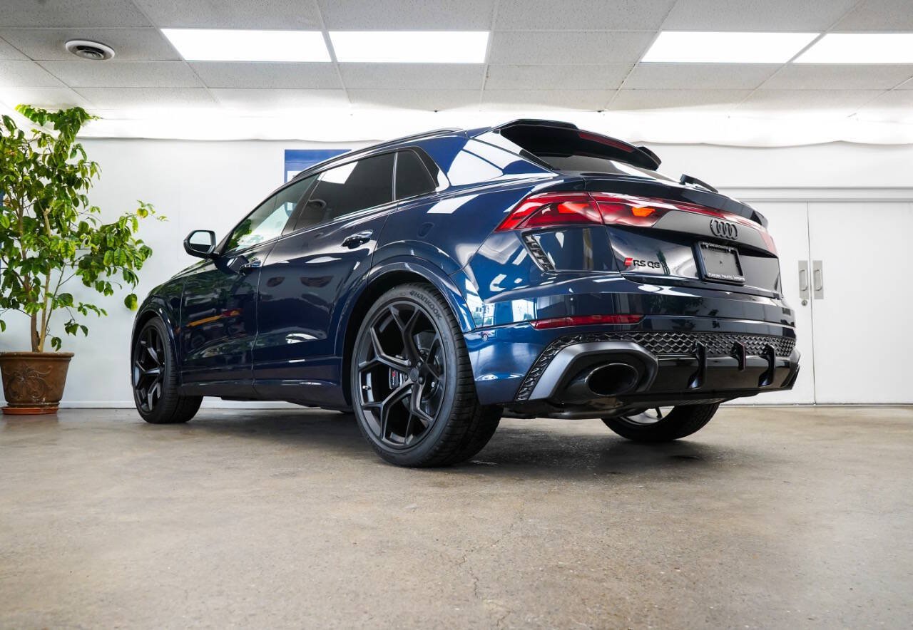 Used 2026 Audi RS Q8 performance AWD/4WD image 30