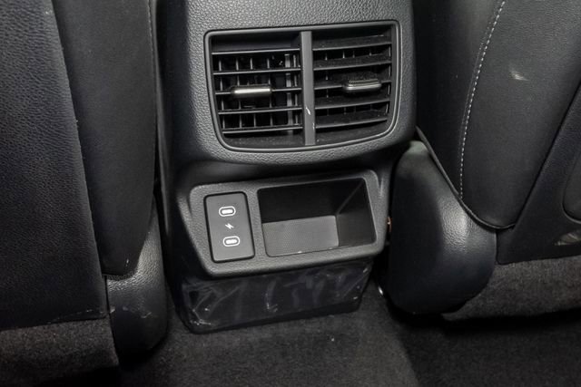 Certified 2025 Kia Seltos EX w/ EX Sunroof Package FWD image 23