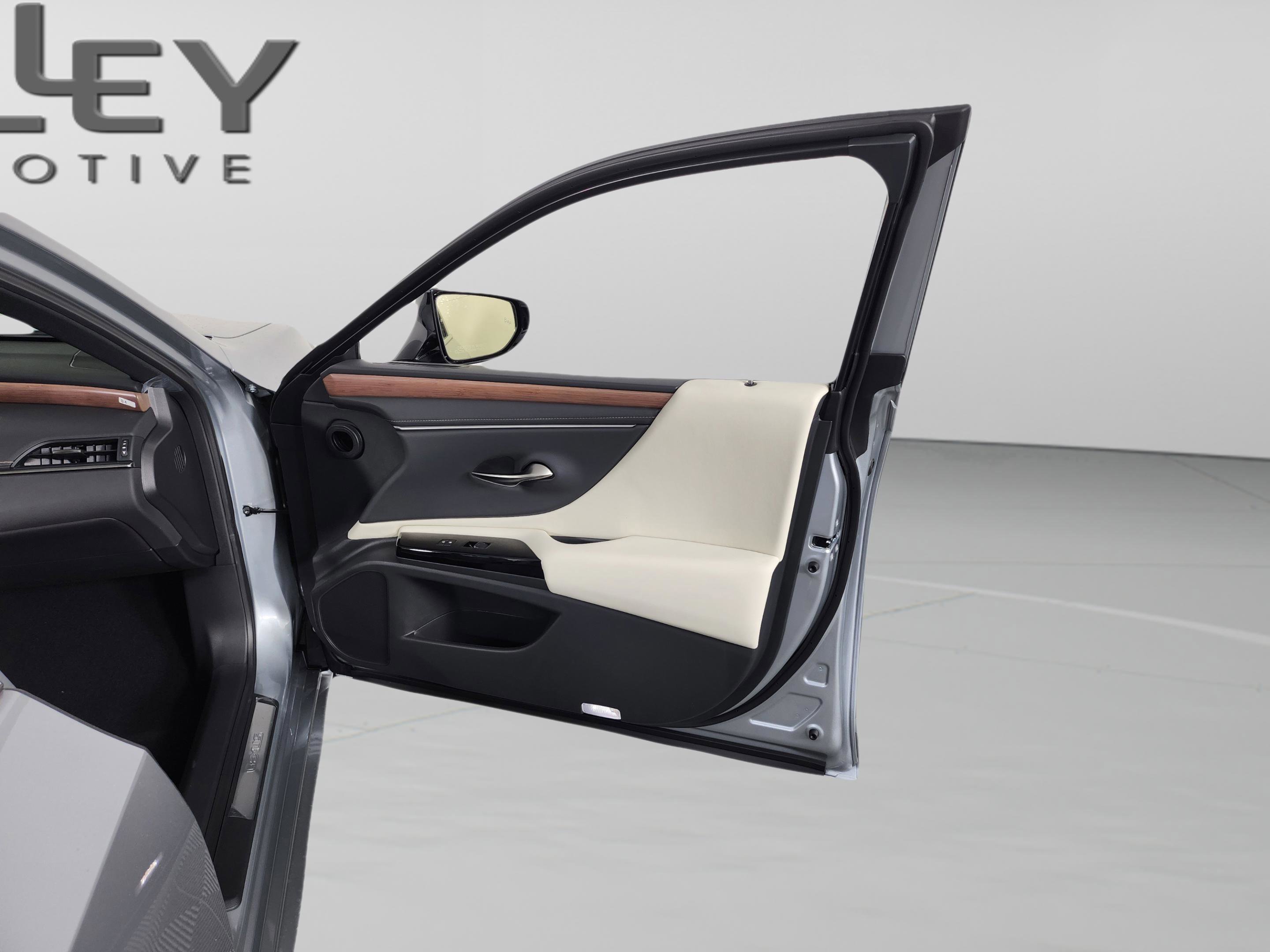 New 2025 Lexus ES 350 w/ Premium Package image 35