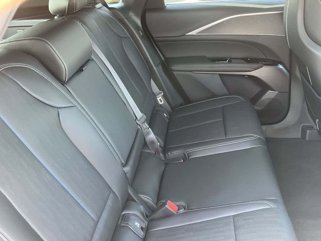 New 2025 Cadillac Lyriq Sport image 20