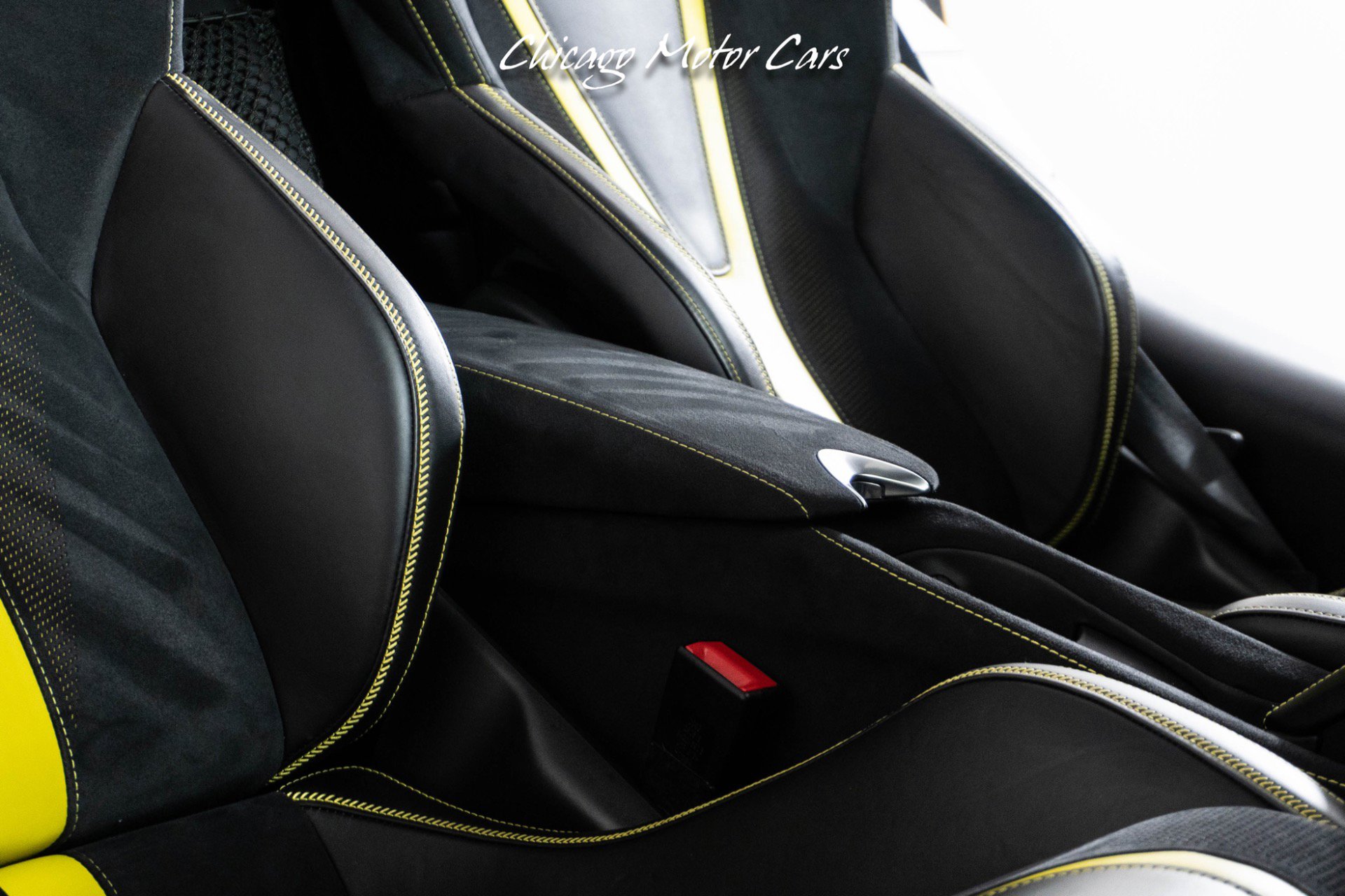 Used 2019 McLaren 720S image 16