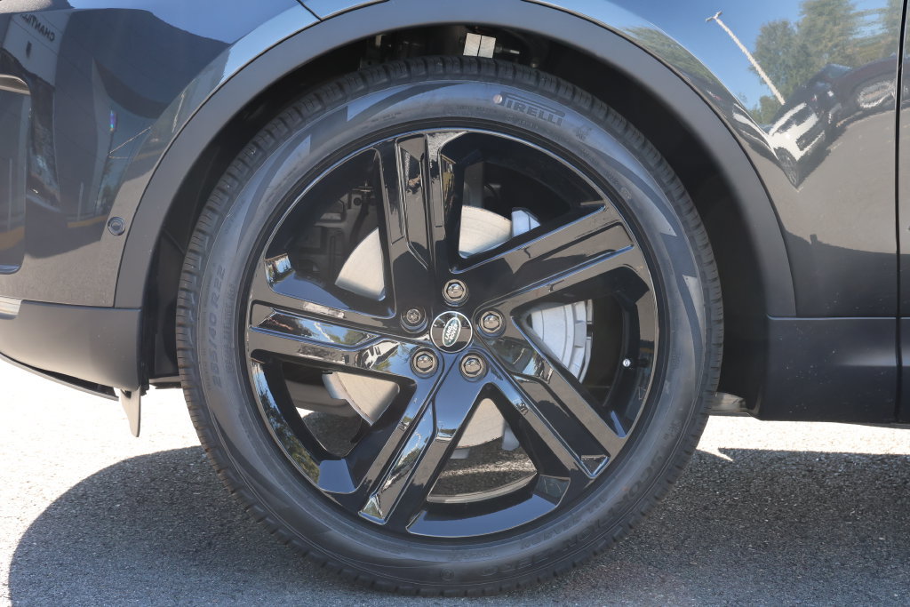 New 2026 Land Rover Discovery S AWD/4WD image 8