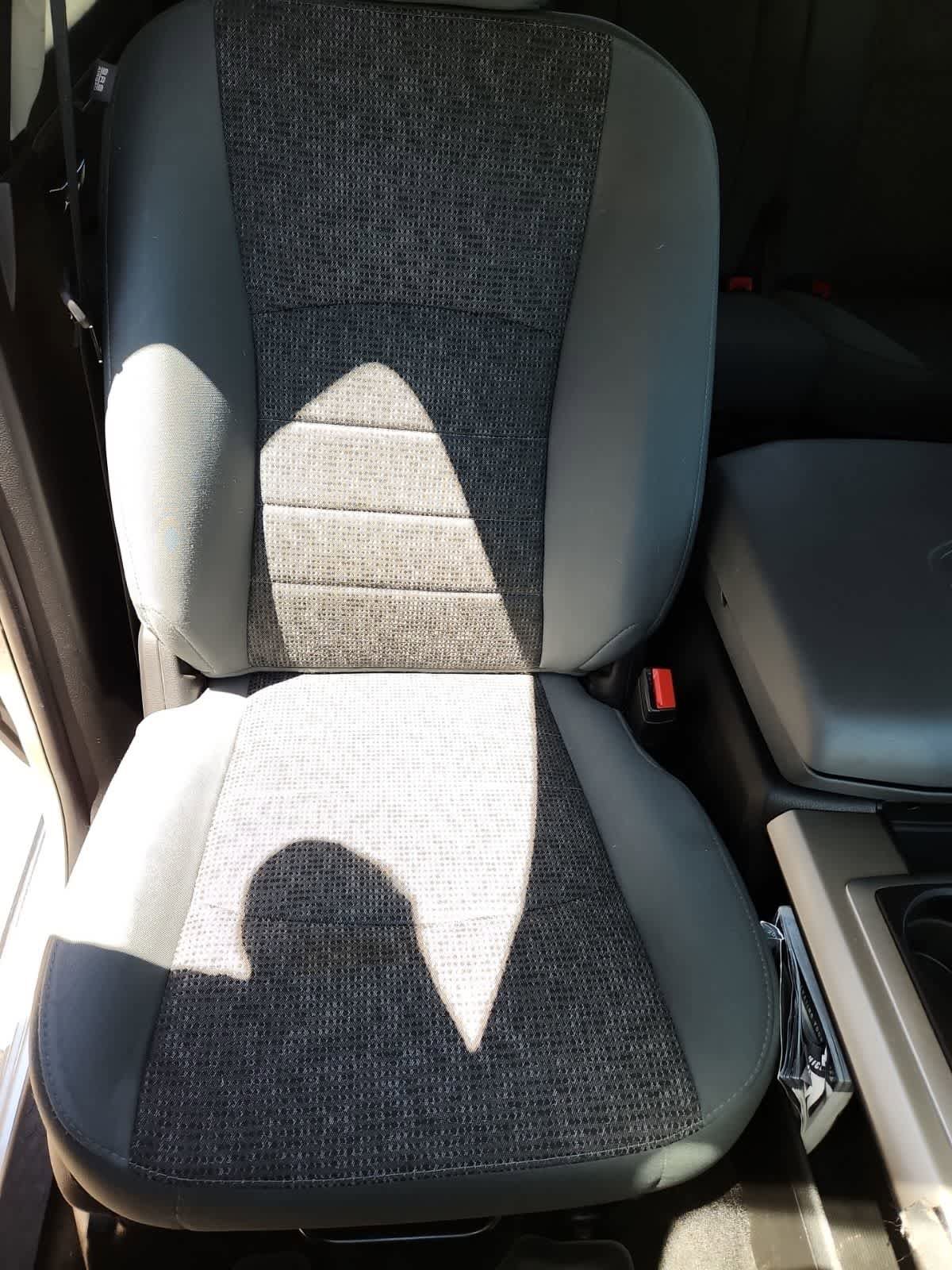 Used 2015 RAM 1500 Big Horn AWD/4WD image 18